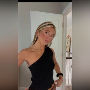 Beautiful Simple Black ASOS One Shoulder Top